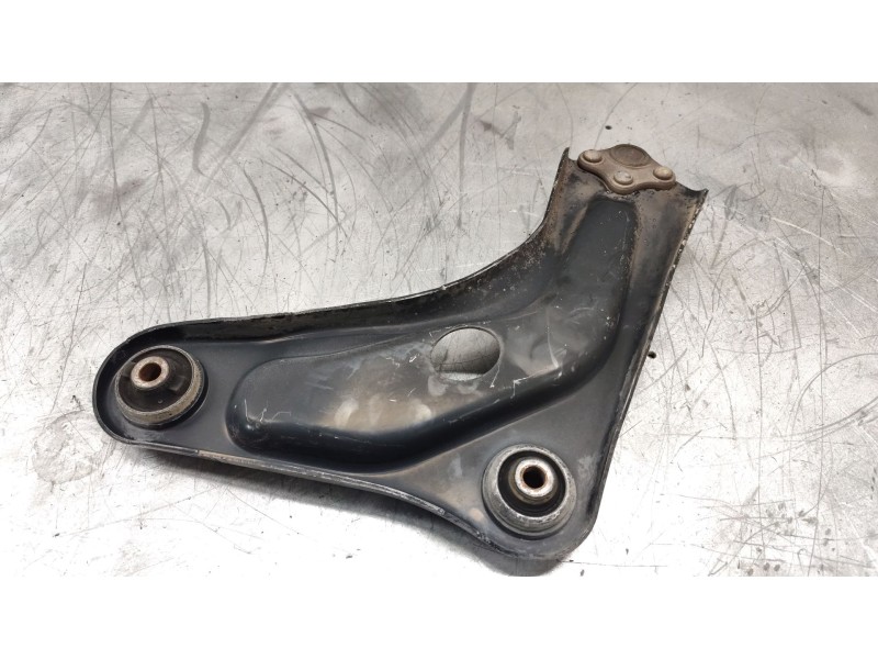 Recambio de brazo suspension inferior delantero derecho para peugeot 207 sw confort referencia OEM IAM   
