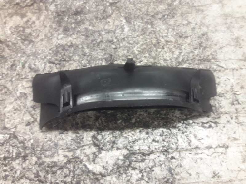 Recambio de guarnecidos volante para citroen c4 berlina collection referencia OEM IAM  INFERIOR 