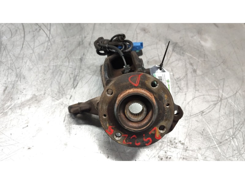 Recambio de mangueta delantera derecha para mercedes-benz clase b (w245) 2.0 cdi cat referencia OEM IAM   