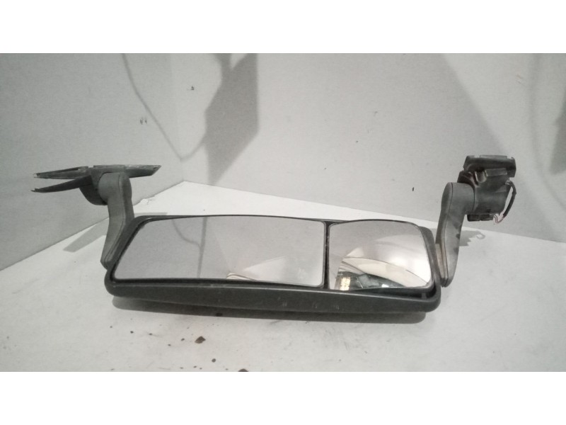 Recambio de retrovisor izquierdo para man tgx 18.xxx 12.4 diesel referencia OEM IAM   