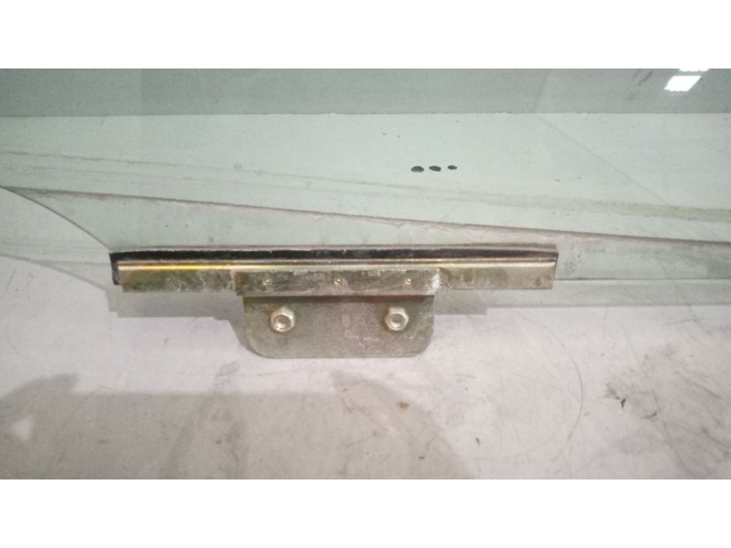 Recambio de luna delantera derecha para daf serie xf105.xxx 12.9 diesel referencia OEM IAM 1284624  