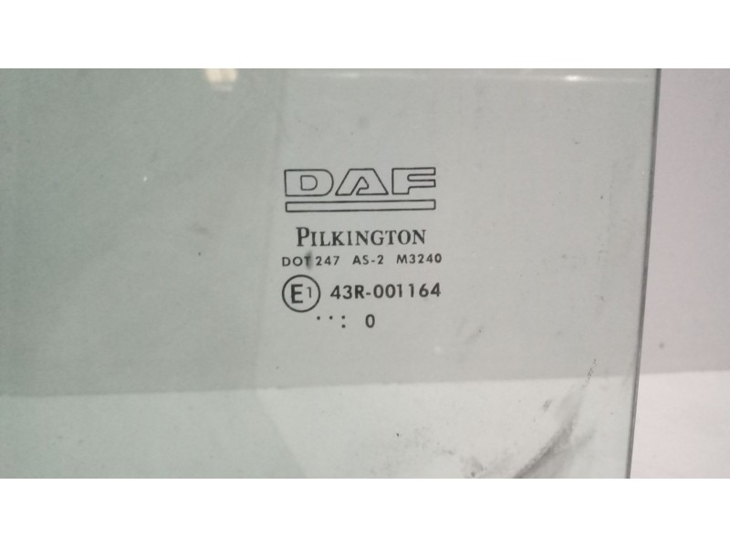 Recambio de luna delantera izquierda para daf serie xf105.xxx 12.9 diesel referencia OEM IAM 1284623  