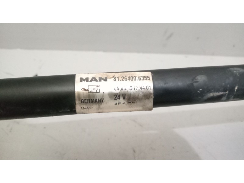 Recambio de articulacion limpia delantero para man tgx 18.xxx 12.4 diesel referencia OEM IAM 81264006355  