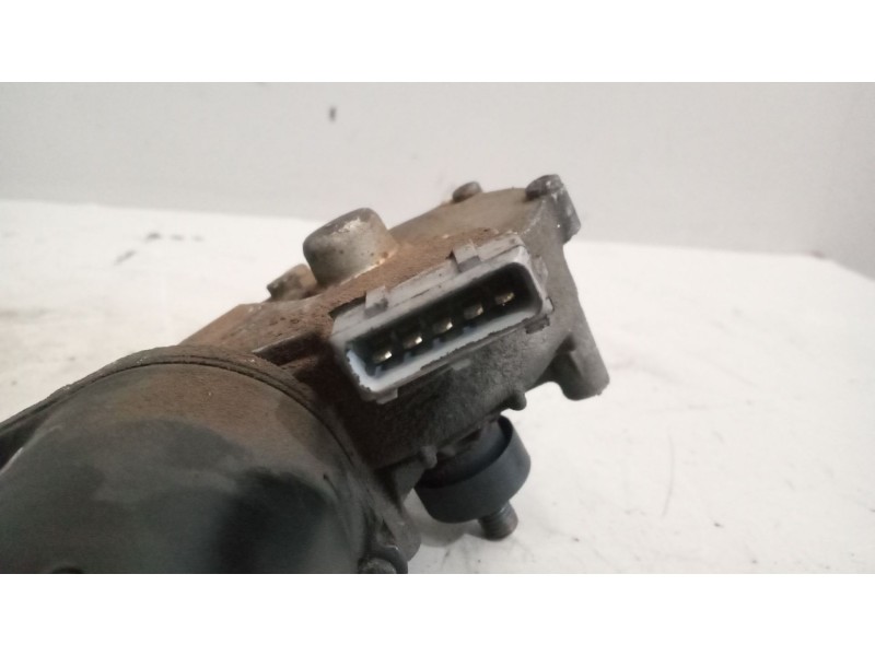 Recambio de motor limpia delantero para man tgx 18.xxx 12.4 diesel referencia OEM IAM 81264016143  