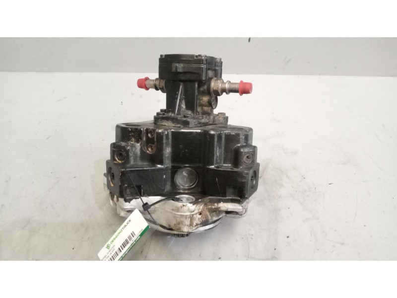 Recambio de bomba inyeccion para man tgx 18.xxx fg / 4x2 ll xl referencia OEM IAM 81111037858  