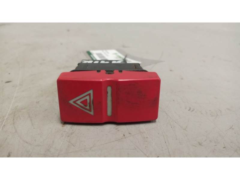 Recambio de warning para man tgx 18.xxx 12.4 diesel referencia OEM IAM 81255250215  