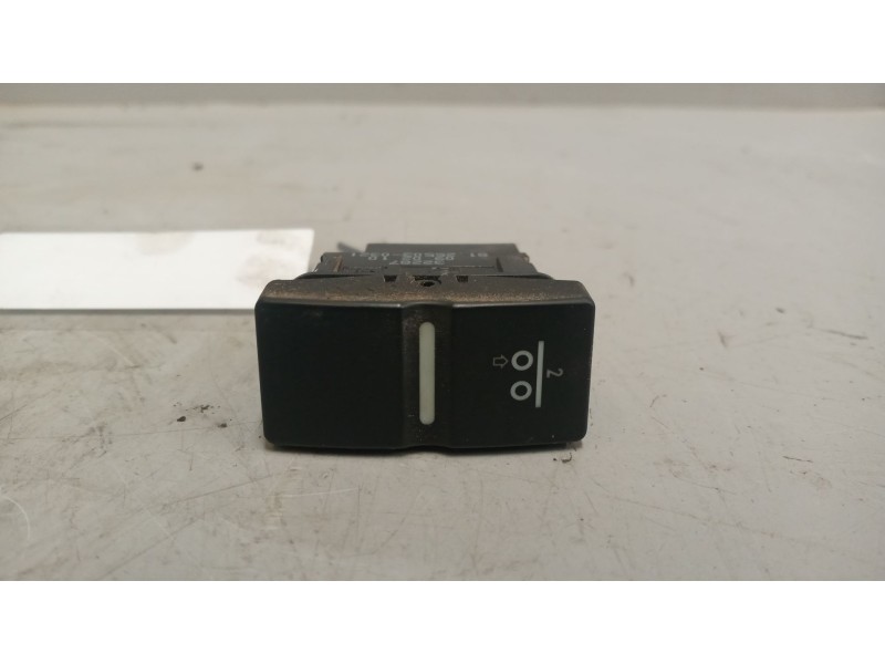 Recambio de interruptor para man tgx 18.xxx 12.4 diesel referencia OEM IAM 81255250212  