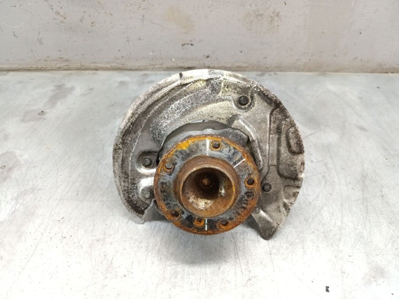 Recambio de mangueta delantera derecha para bmw 3 (e90) 320 d referencia OEM IAM 3121677321004  