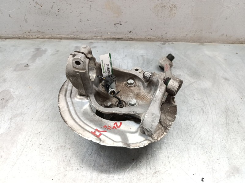 Recambio de mangueta delantera derecha para bmw 3 (e90) 320 d referencia OEM IAM 3121677321004  