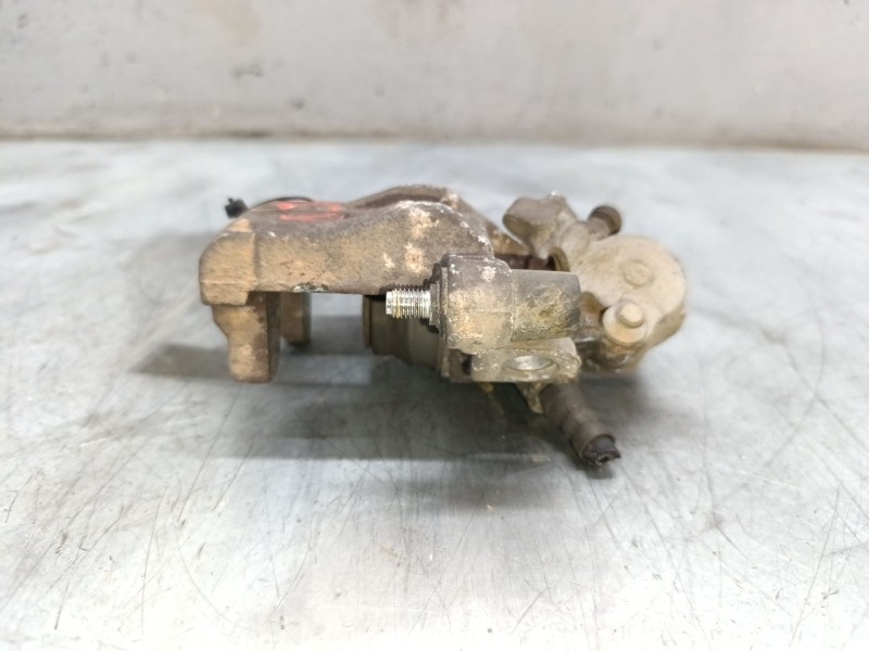 Recambio de pinza freno trasera derecha para mazda 3 berlina (bk) 1.6 crdt active referencia OEM IAM   