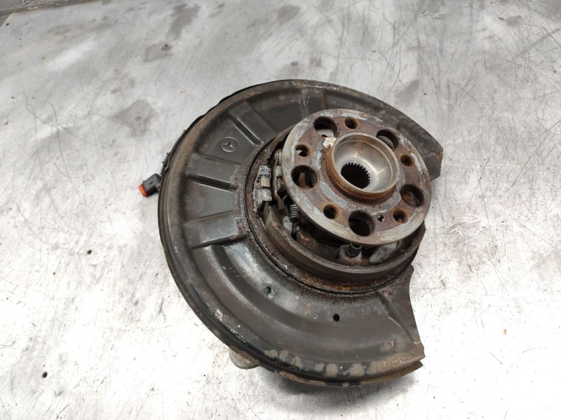 Recambio de mangueta trasera izquierda para mercedes-benz clase e (w212) familiar referencia OEM IAM   