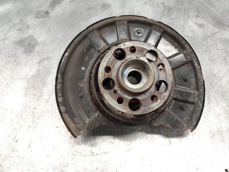 Recambio de mangueta trasera izquierda para mercedes-benz clase e (w212) familiar referencia OEM IAM   