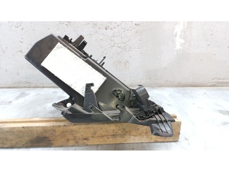 Recambio de guantera para peugeot 508 allure hybrid4 referencia OEM IAM 9686450877  