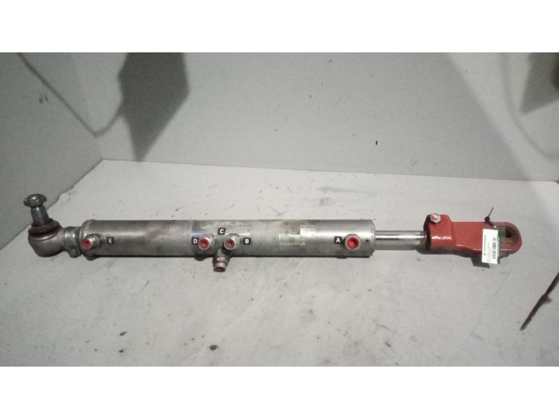 Recambio de brazo direccion hidraulico para iveco stralis (ad/at) fg at y / p 6x2 larga distancia referencia OEM IAM 8346974182 