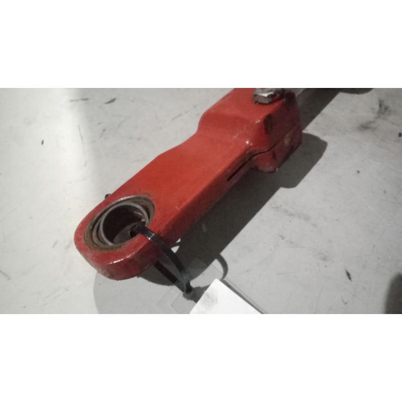 Recambio de brazo direccion hidraulico para iveco stralis (ad/at) fg at y / p 6x2 larga distancia referencia OEM IAM 8346974182 