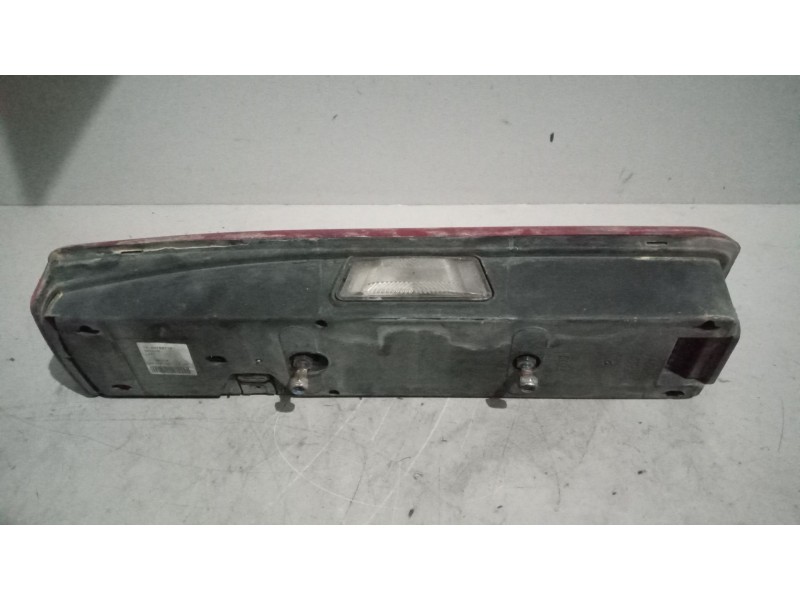 Recambio de piloto trasero izquierdo para renault magnum ab 2005 12.8 diesel referencia OEM IAM   