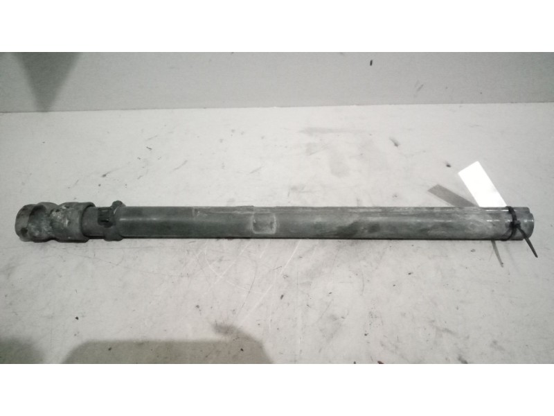 Recambio de soporte guardabarros trasero para renault magnum ab 2005 12.8 diesel referencia OEM IAM   