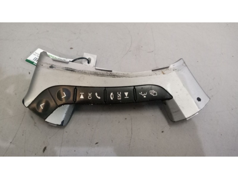 Recambio de mando volante para man tgx 18.xxx 12.4 diesel referencia OEM IAM 81255036559  