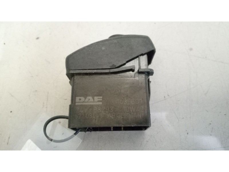 Recambio de interruptor para daf serie xf105.xxx 12.9 diesel referencia OEM IAM 1435601  