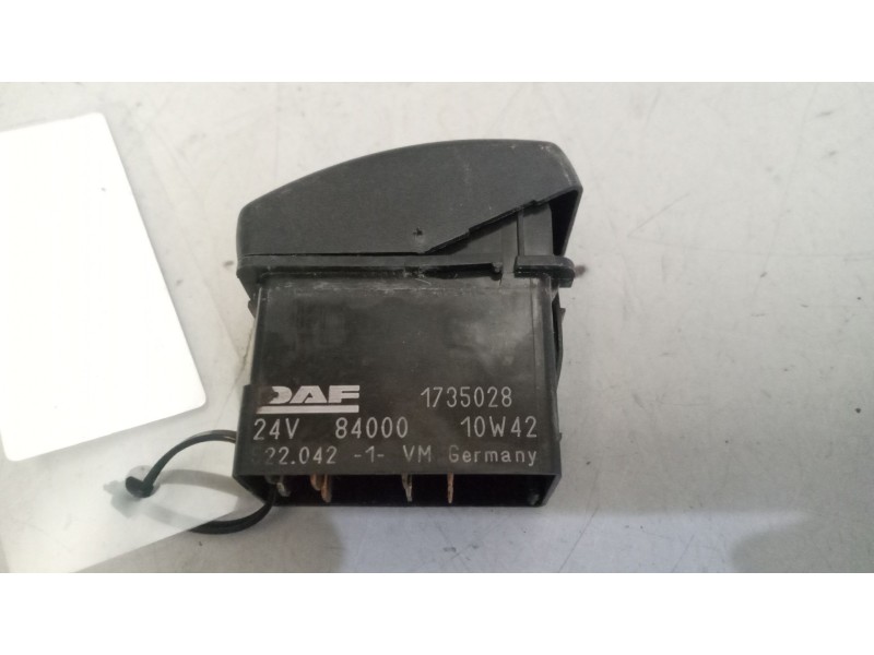 Recambio de interruptor para daf serie xf105.xxx 12.9 diesel referencia OEM IAM 1735028  