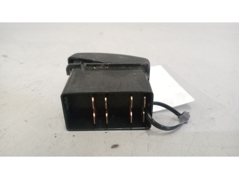 Recambio de interruptor para daf serie xf105.xxx 12.9 diesel referencia OEM IAM 1735028  