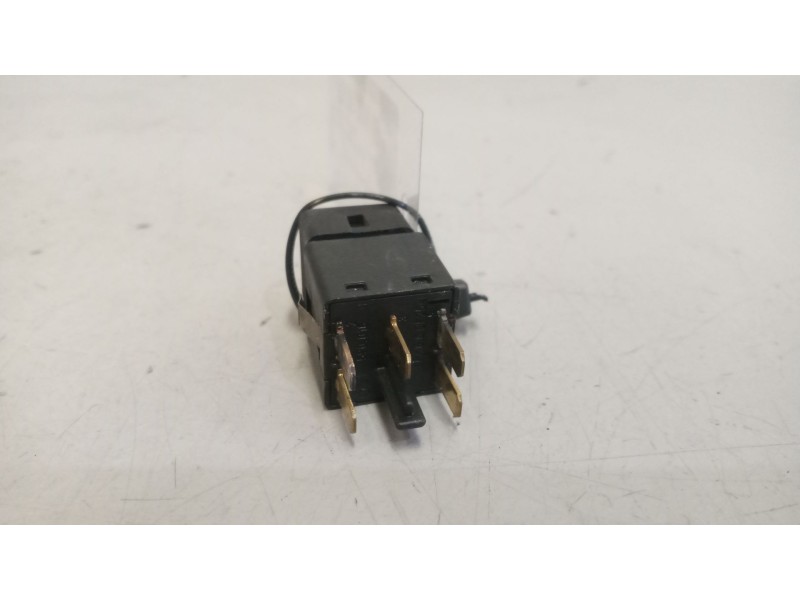 Recambio de boton aire acondicionado para daf serie xf105.xxx 12.9 diesel referencia OEM IAM 1435604  