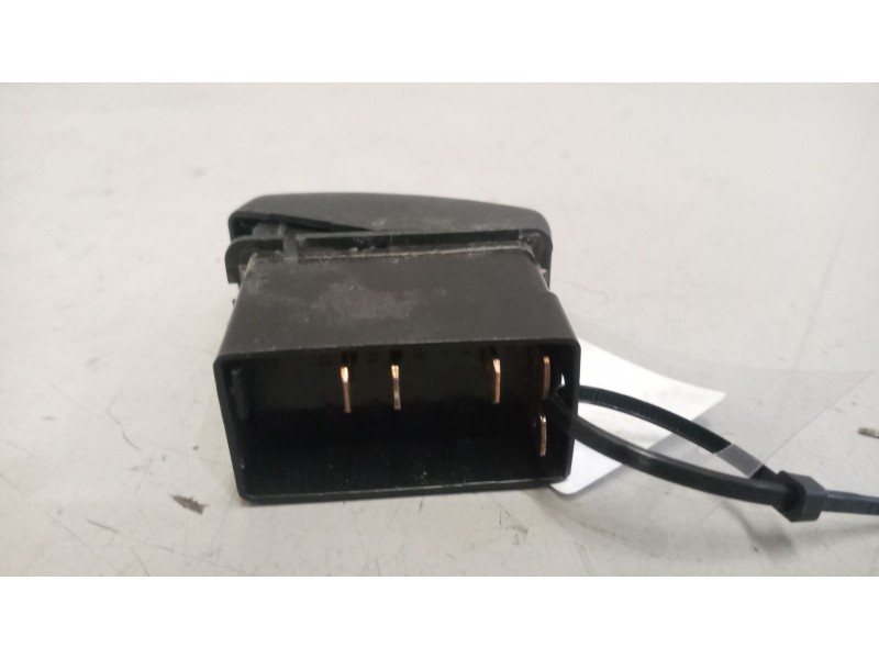 Recambio de interruptor para daf serie xf105.xxx 12.9 diesel referencia OEM IAM 1435592  