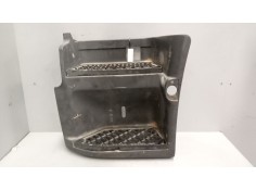Recambio de peldaño izquierdo para renault hd 250.18 premium e2 fg modelo 250.18 184 kw cabina para dormir referencia OEM IAM   