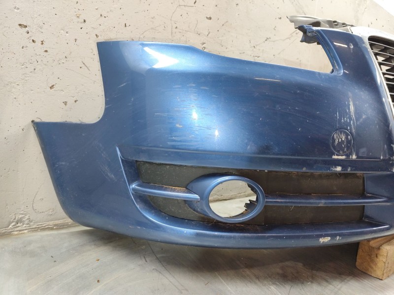 Recambio de paragolpes delantero para audi a4 berlina (8e) 2.0 tdi 16v (103kw) referencia OEM IAM   