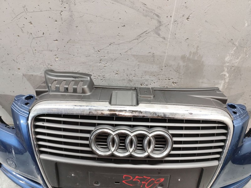 Recambio de paragolpes delantero para audi a4 berlina (8e) 2.0 tdi 16v (103kw) referencia OEM IAM   