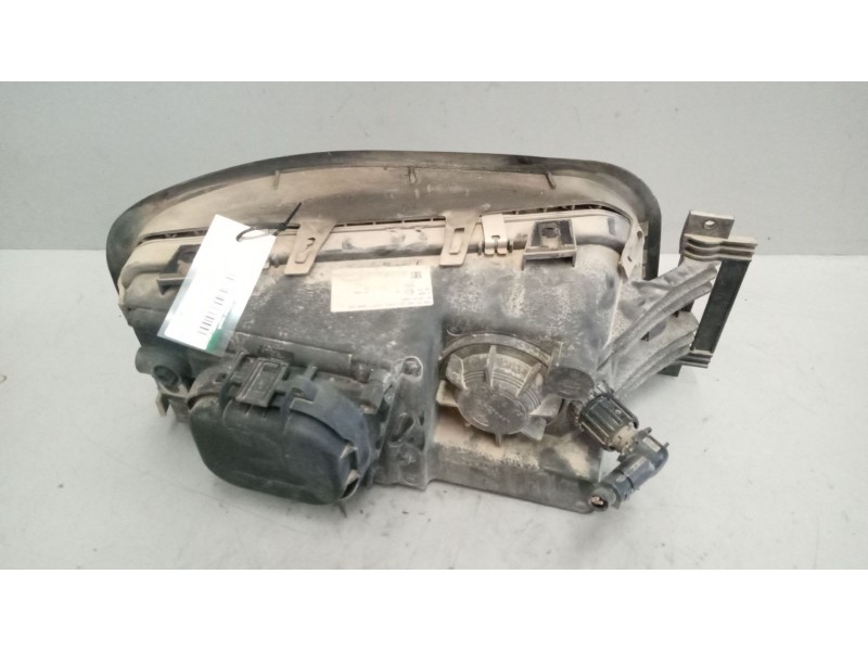 Recambio de faro izquierdo para man tg-m 12.xxx 12.280 fg c (compact) referencia OEM IAM 81251016451  