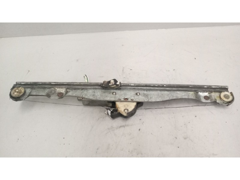 Recambio de elevalunas delantero derecho para nissan trucks atleon 120 referencia OEM IAM   