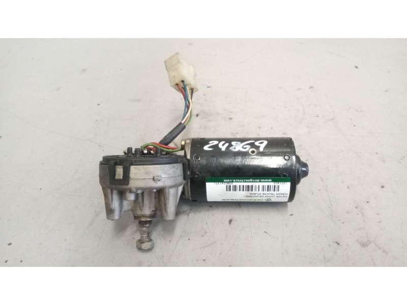 Recambio de motor limpia delantero para nissan trucks atleon 120 referencia OEM IAM 0390241371  