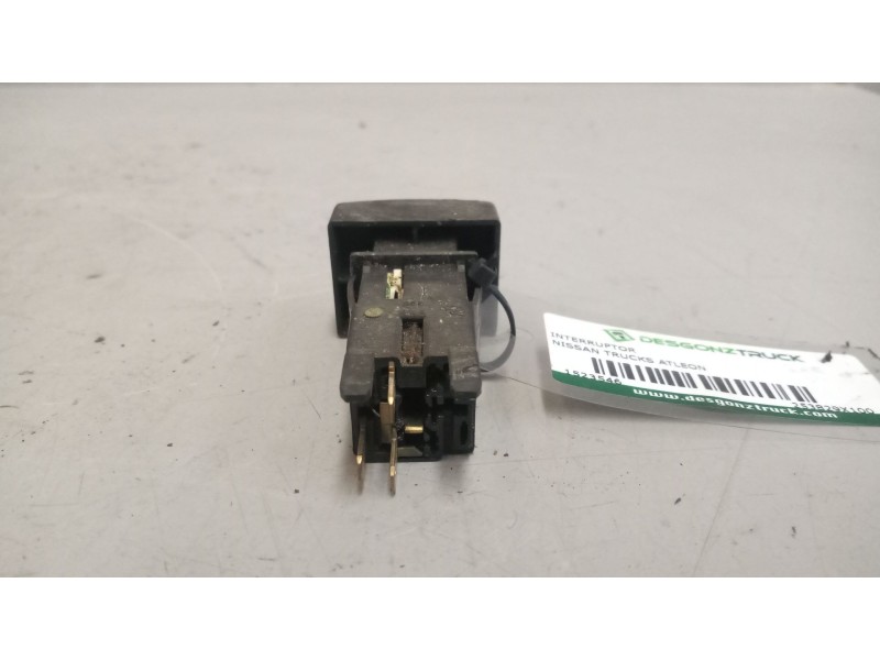 Recambio de interruptor para nissan trucks atleon 120 referencia OEM IAM 253829X100  