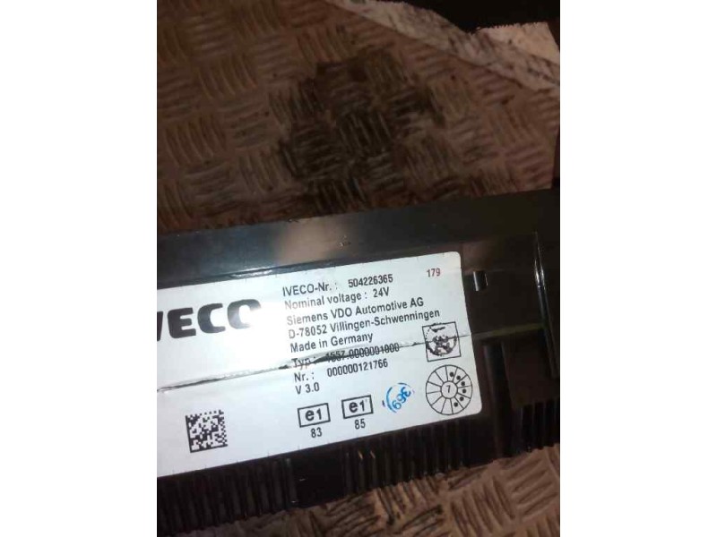 Recambio de cuadro instrumentos para iveco stralis (ad/at) fg at   4x2 larga distancia referencia OEM IAM 504226365  