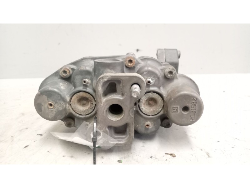 Recambio de valvula aire para daf serie xf105.xxx 12.9 diesel referencia OEM IAM AE4528 VALVULA SEXTUPLE 