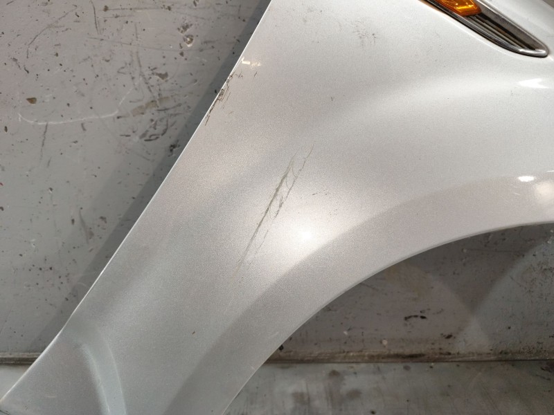 Recambio de aleta delantera derecha para ford mondeo ber. (ca2) trend referencia OEM IAM   