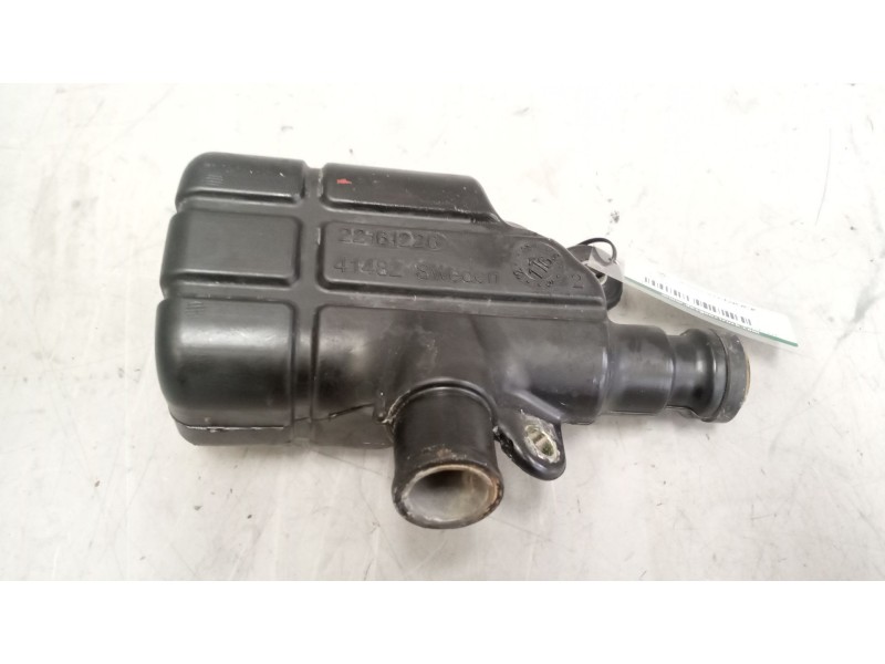 Recambio de resonador para volvo fm xxx 12.8 diesel referencia OEM IAM 22161226  