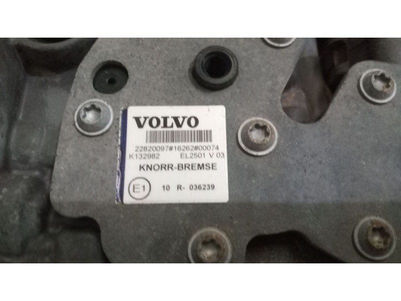 Recambio de valvula aire para volvo fm xxx 12.8 diesel referencia OEM IAM 22820097 EL2501 K132982