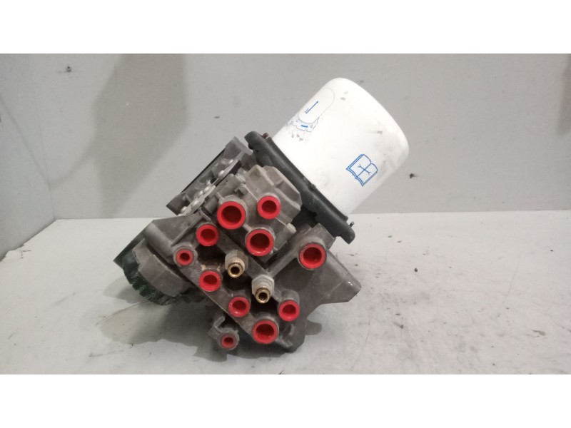 Recambio de valvula aire para volvo fm xxx 12.8 diesel referencia OEM IAM 22820097 EL2501 K132982