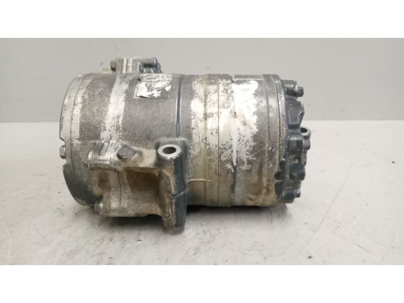Recambio de compresor aire acondicionado para iveco stralis (as) 12.9 diesel referencia OEM IAM 5802364868  