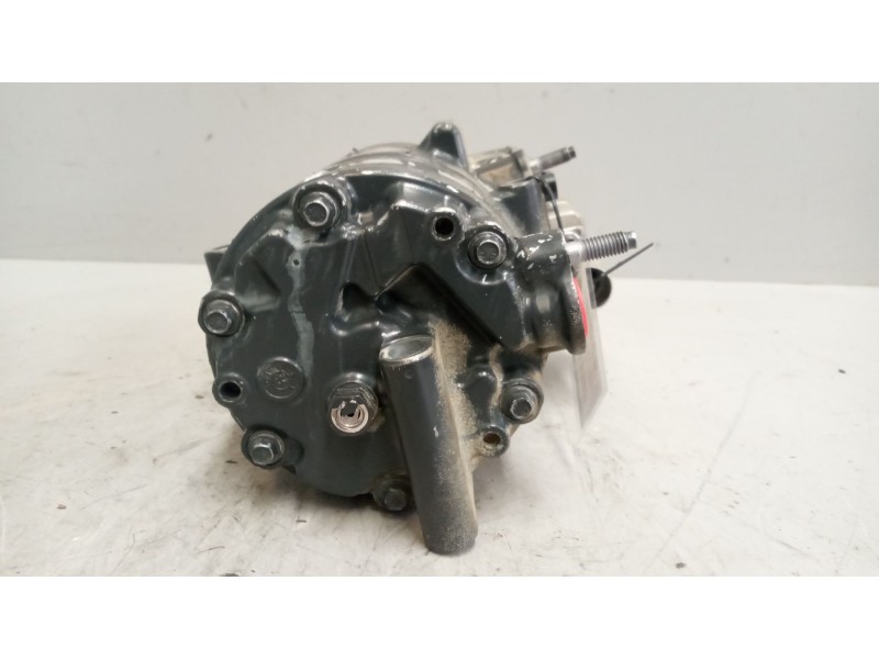 Recambio de compresor aire acondicionado para iveco stralis (as) 12.9 diesel referencia OEM IAM 5802364868  