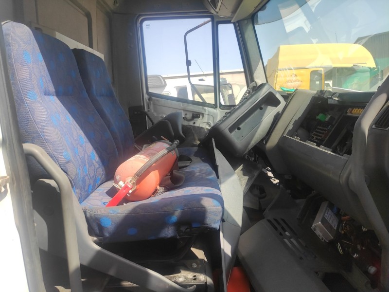 iveco eurocargo tector del año 2004