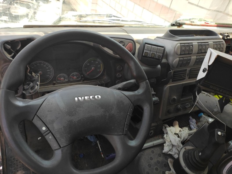 iveco stralis (ad/at) del año 2012