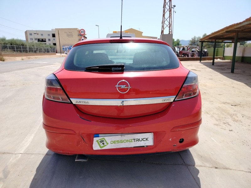 opel astra gtc del año 2006