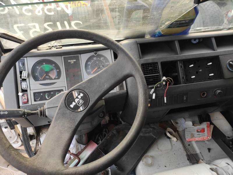 man l2000 8.103-8.224 euroi/ii del año 1999