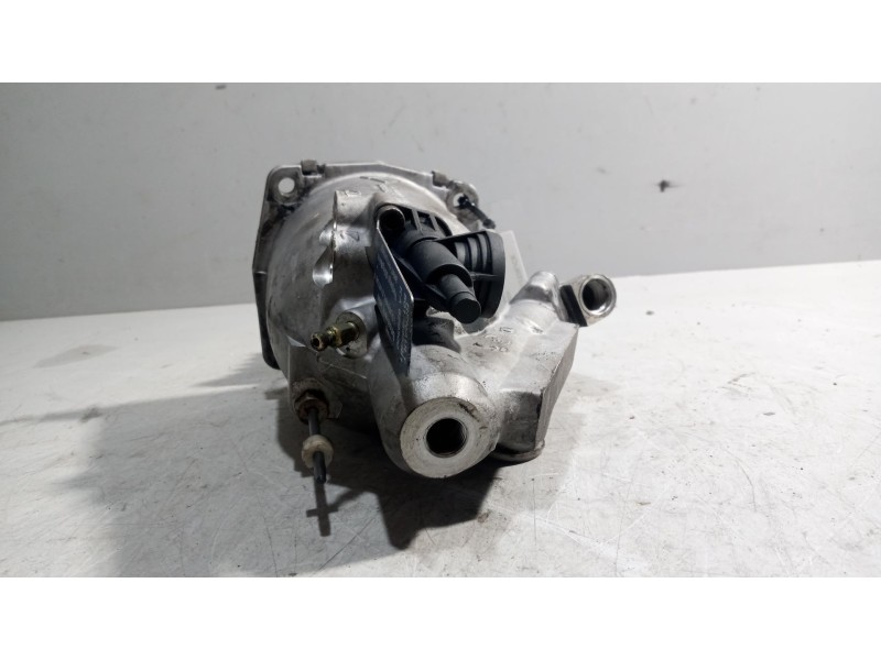 Recambio de servo embrague para renault magnum ab 2005 12.8 diesel referencia OEM IAM 5010545581  ka629300
