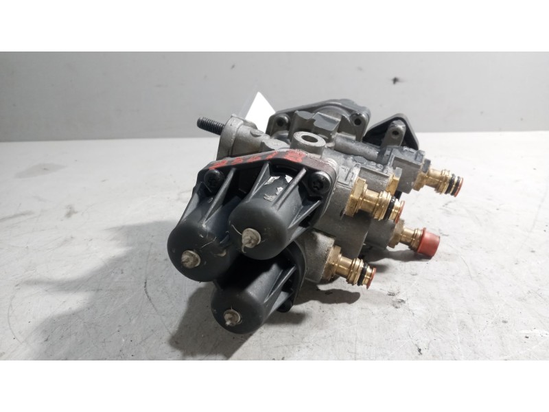 Recambio de valvula aire para iveco stralis (as) 12.9 diesel referencia OEM IAM 9347050310 VALVULA SEXTUPLE 