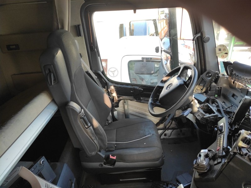 mercedes-benz actros bm 963.xxx 2-achser del año 2012