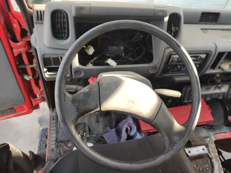 nissan cabstar 01.04  del año 2004